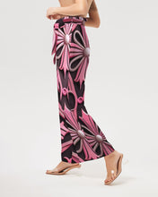 Load image into Gallery viewer, Rosa Y Negro 3D 2 Women&#39;s All-Over Print High-Rise Wide Leg Pants