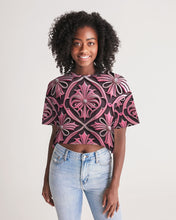 Load image into Gallery viewer, Rosa Y Negro 3D 2 Women&#39;s All-Over Print Lounge Cropped Tee