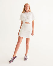 Load image into Gallery viewer, Rosa Y Negro 3D 2 Women&#39;s Faux-Leather Sneaker