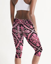 Load image into Gallery viewer, Rosa Y Negro 3D 2 Women&#39;s All-Over Print Mid-Rise Capri
