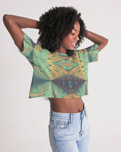 Carica l&#39;immagine nel visualizzatore di Gallery, ostara25 Women&#39;s Lounge Cropped Tee