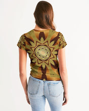 Afbeelding in Gallery-weergave laden, Wood Gold 1 Women&#39;s Tee