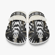 Afbeelding in Gallery-weergave laden, 475. Lined All Over Printed Clogs