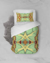 Afbeelding in Gallery-weergave laden, Ostara 27 Twin Duvet Cover Set