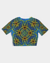 Afbeelding in Gallery-weergave laden, Azura 1 Women&#39;s Twist-Front Cropped Tee