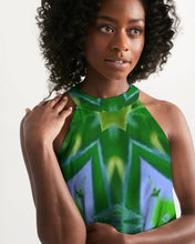 Afbeelding in Gallery-weergave laden, Green Batik 1 Women&#39;s Halter Dress