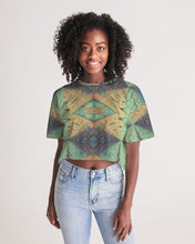 Carica l&#39;immagine nel visualizzatore di Gallery, ostara25 Women&#39;s Lounge Cropped Tee