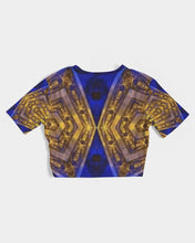 Afbeelding in Gallery-weergave laden, Lapiz Gold 1 Women&#39;s Twist-Front Cropped Tee