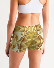 Afbeelding in Gallery-weergave laden, fall2020_11 Women&#39;s Mid-Rise Yoga Shorts