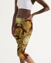 Afbeelding in Gallery-weergave laden, Wood Gold 1 Women&#39;s Mid-Rise Capri