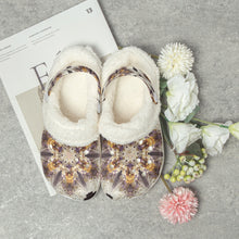 Afbeelding in Gallery-weergave laden, 475. Lined All Over Printed Clogs