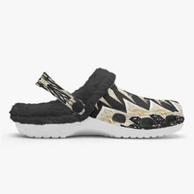 Afbeelding in Gallery-weergave laden, 475. Lined All Over Printed Clogs