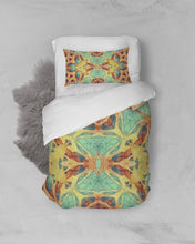 Afbeelding in Gallery-weergave laden, Ostara 23 Twin Duvet Cover Set
