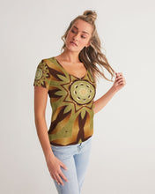 Afbeelding in Gallery-weergave laden, Wood Gold 1 Women&#39;s V-Neck Tee