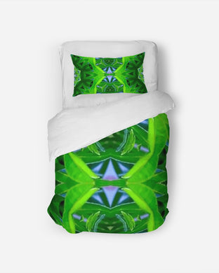 Urania 31 Twin Duvet Cover Set