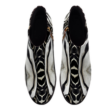 Load image into Gallery viewer, BW 1 Round Toe Boots