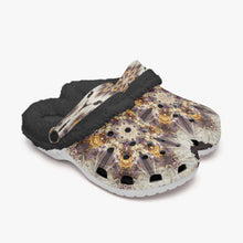 Afbeelding in Gallery-weergave laden, 475. Lined All Over Printed Clogs