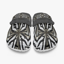 Indlæs billede til gallerivisning 475. Lined All Over Printed Clogs