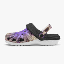 Afbeelding in Gallery-weergave laden, 475. Lined All Over Printed Clogs