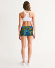 Afbeelding in Gallery-weergave laden, Azura 1 Women&#39;s Mid-Rise Yoga Shorts
