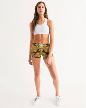 Afbeelding in Gallery-weergave laden, Wood Gold 1 Women&#39;s Mid-Rise Yoga Shorts