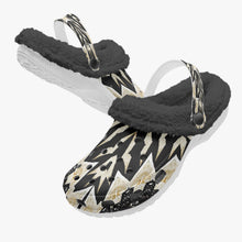 Afbeelding in Gallery-weergave laden, 475. Lined All Over Printed Clogs