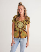 Afbeelding in Gallery-weergave laden, Wood Gold 1 Women&#39;s V-Neck Tee