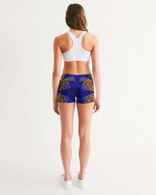 Afbeelding in Gallery-weergave laden, Lapiz Gold 1 Women&#39;s Mid-Rise Yoga Shorts