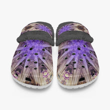 Afbeelding in Gallery-weergave laden, 475. Lined All Over Printed Clogs