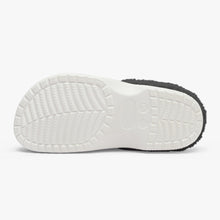 Afbeelding in Gallery-weergave laden, 475. Lined All Over Printed Clogs