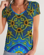 Afbeelding in Gallery-weergave laden, Azura 1 Women&#39;s V-Neck Tee