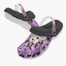 Afbeelding in Gallery-weergave laden, 475. Lined All Over Printed Clogs